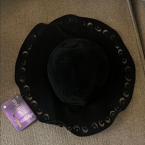 Spirit Black Moon Phase Hat